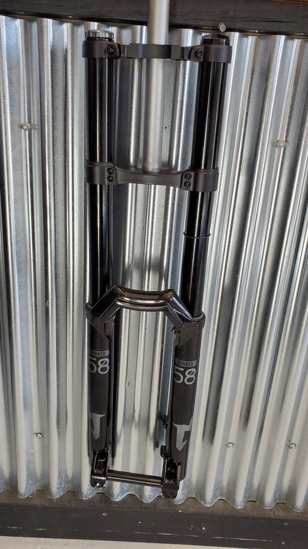 Marzocchi Bomber 58 27.5", 203mm (Blemish)