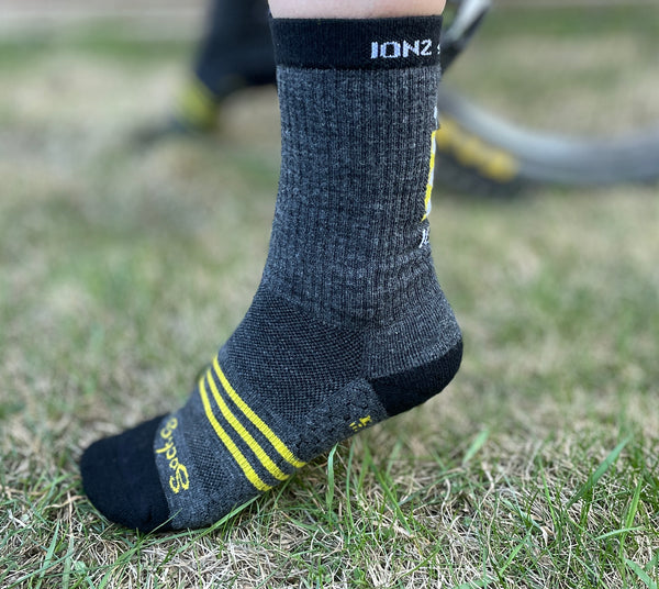 ION2 socks